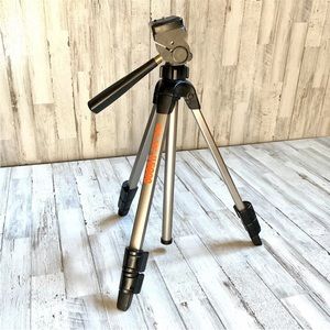 Slim U-5000 Tripod